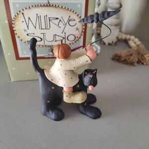 Williraye Studio 2014 Cat-A-Strophic Fun Figurine WW6197